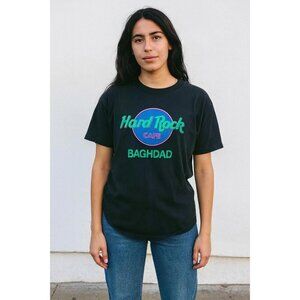 Vintage 1990s Hard Rock Baghdad Black T‑Shirt – XL Retro Graphic Tee – Hard Rock